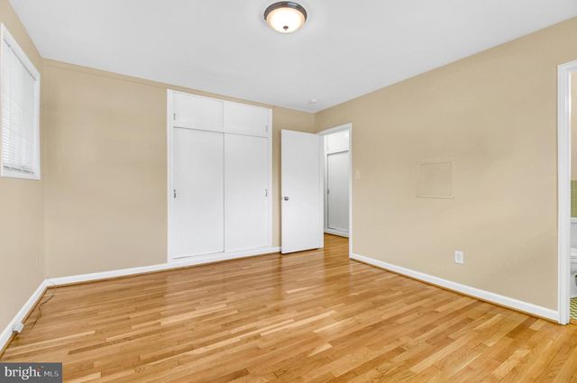 10228 FARNHAM DR, Bethesda, MD 20814