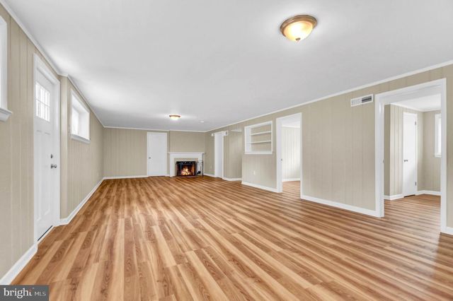 10228 FARNHAM DR, Bethesda, MD 20814