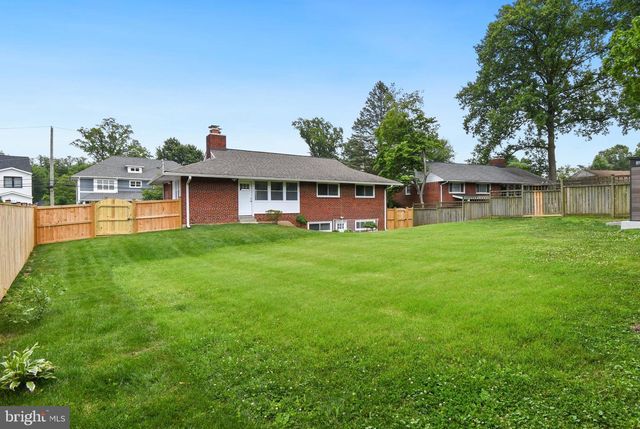 10228 FARNHAM DR, Bethesda, MD 20814