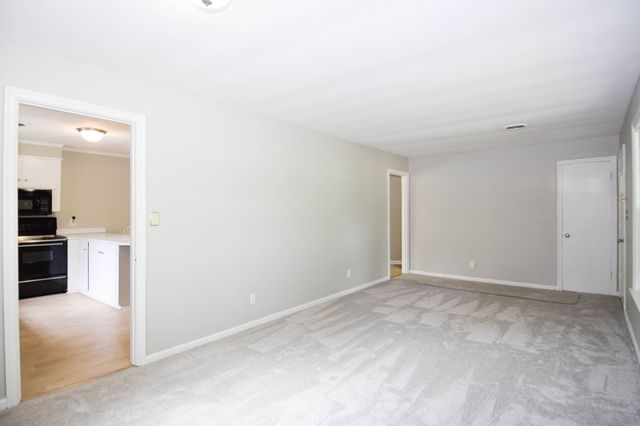 126 Glenn Ave, Gallatin, TN 37066