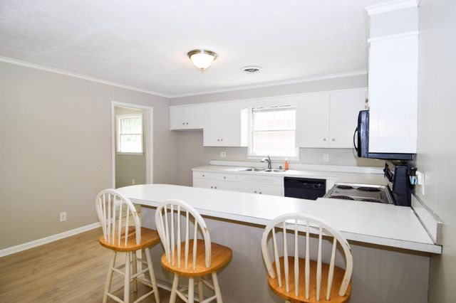 126 Glenn Ave, Gallatin, TN 37066