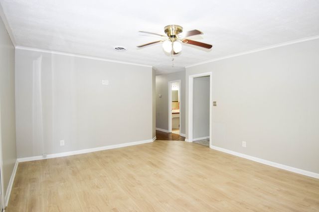 126 Glenn Ave, Gallatin, TN 37066