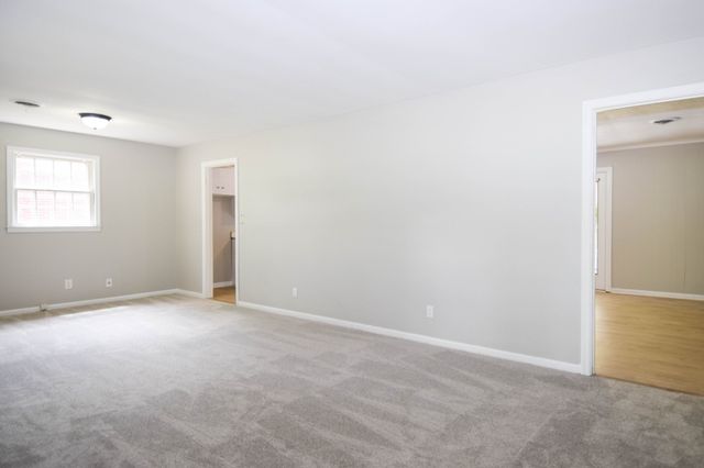 126 Glenn Ave, Gallatin, TN 37066