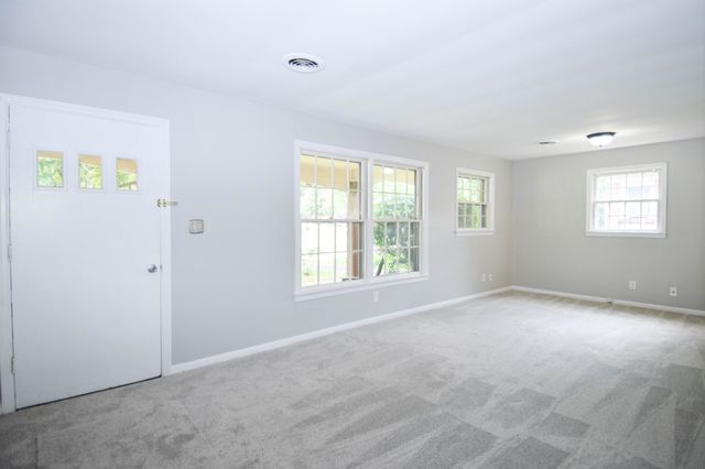 126 Glenn Ave, Gallatin, TN 37066