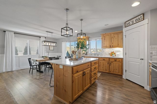 9032 N BARTON CREEK DR, Eagle Mountain, UT 84005