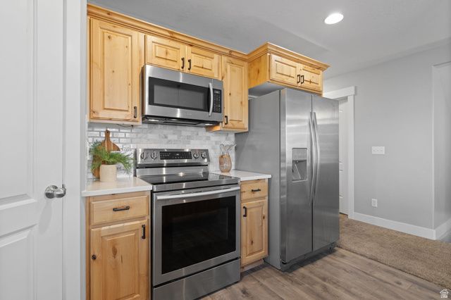 9032 N BARTON CREEK DR, Eagle Mountain, UT 84005