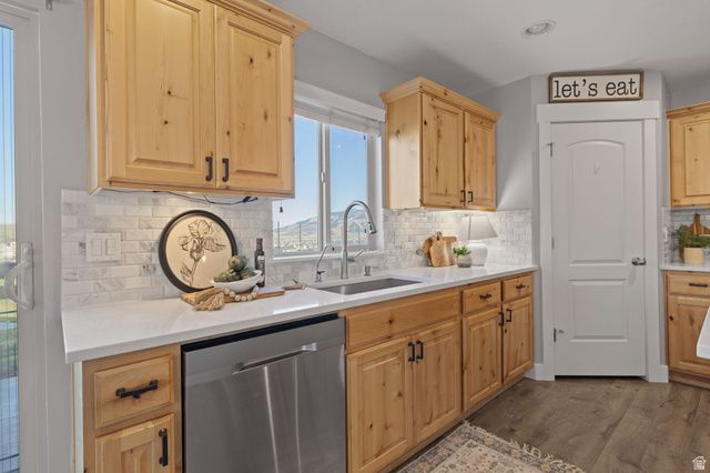 9032 N BARTON CREEK DR, Eagle Mountain, UT 84005