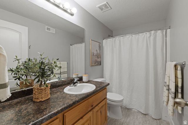 9032 N BARTON CREEK DR, Eagle Mountain, UT 84005