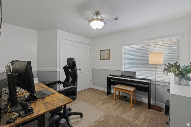 9032 N BARTON CREEK DR, Eagle Mountain, UT 84005