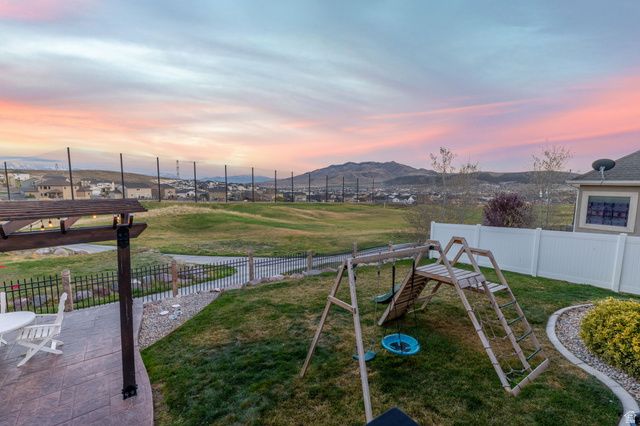 9032 N BARTON CREEK DR, Eagle Mountain, UT 84005