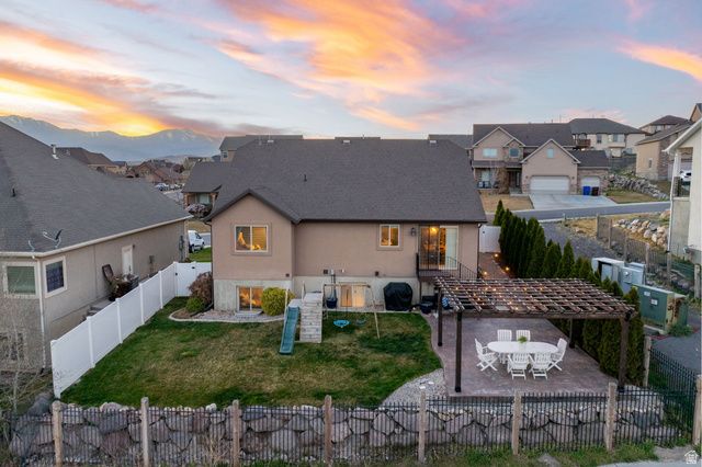 9032 N BARTON CREEK DR, Eagle Mountain, UT 84005