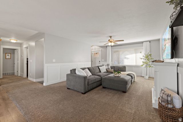 9032 N BARTON CREEK DR, Eagle Mountain, UT 84005