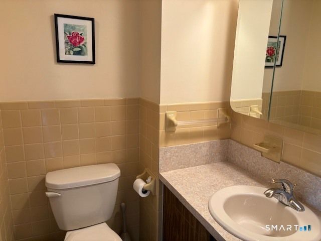 99 Seminole Lane A, Stratford, CT 06614