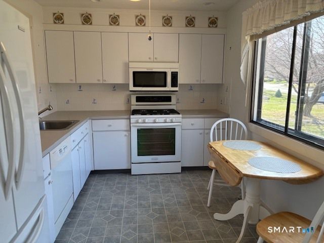 99 Seminole Lane A, Stratford, CT 06614