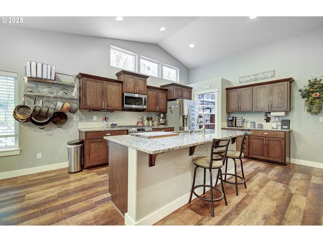 251 MYSTERY Dr, Amboy, WA 98601