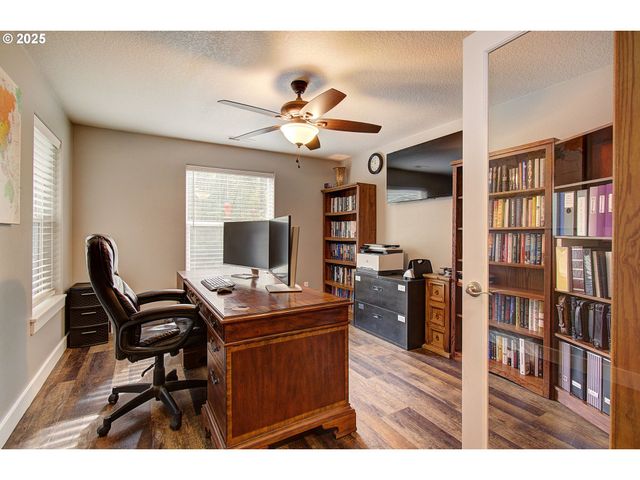 251 MYSTERY Dr, Amboy, WA 98601