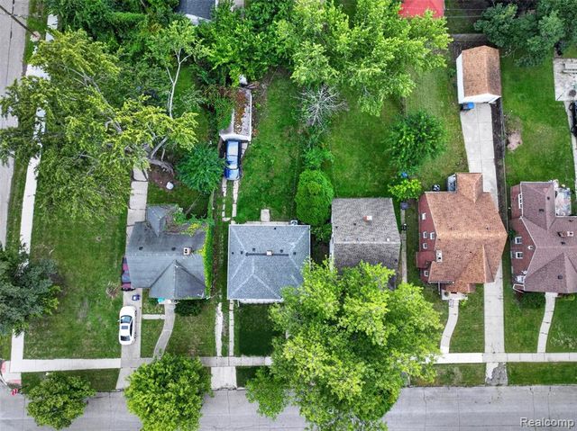 16519 Stahelin Avenue, Detroit, MI 48219