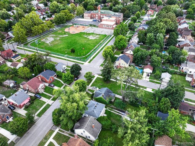 16519 Stahelin Avenue, Detroit, MI 48219