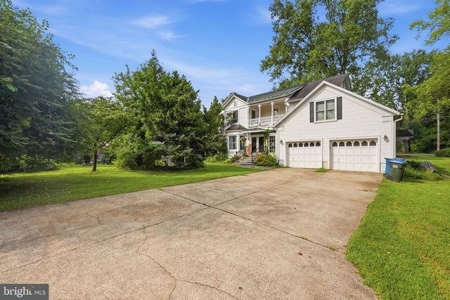 1313 INGLESIDE AVE, Mclean, VA 22101