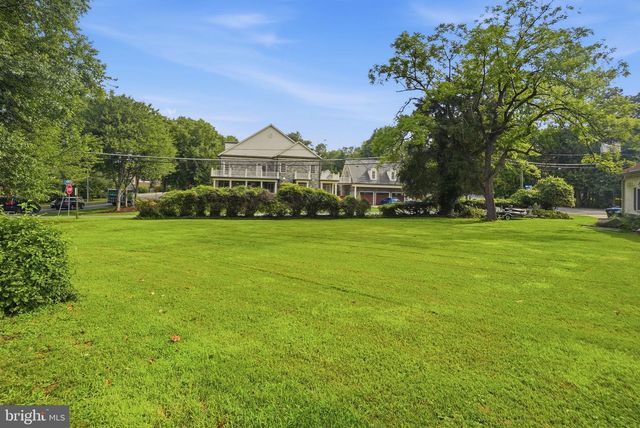 1313 INGLESIDE AVE, Mclean, VA 22101