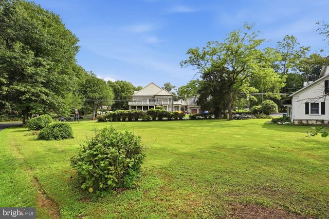 1313 INGLESIDE AVE, Mclean, VA 22101
