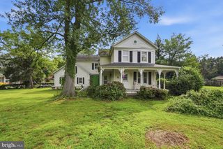 1313 INGLESIDE AVE, Mclean, VA 22101