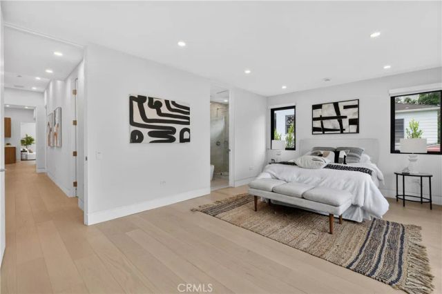 4842 Biloxi Avenue, Toluca Lake, CA 91601
