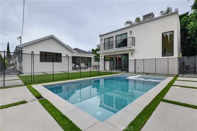 4842 Biloxi Avenue, Toluca Lake, CA 91601