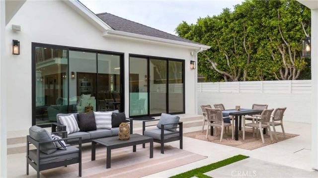 4842 Biloxi Avenue, Toluca Lake, CA 91601