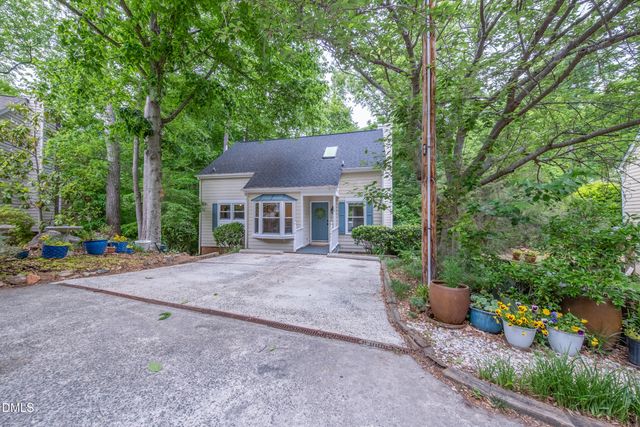 110 Lorilane Drive, Carrboro, NC 27510