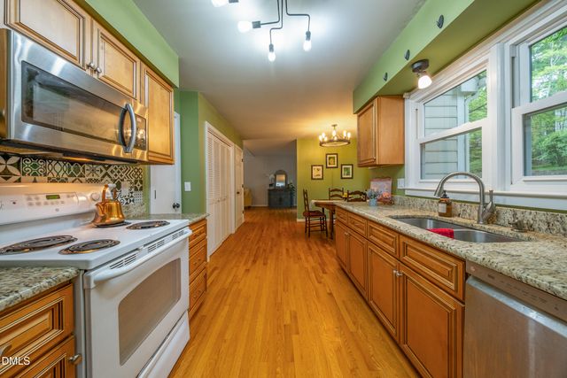 110 Lorilane Drive, Carrboro, NC 27510