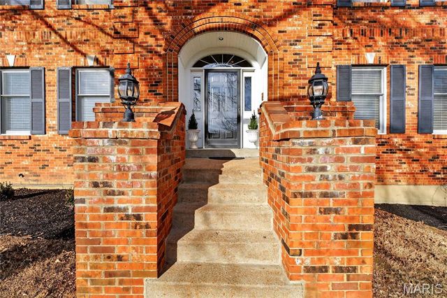 16537 Clayton Road, Wildwood, MO 63011