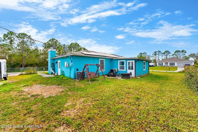 307 Sherman Street SE, Palm Bay, FL 32909