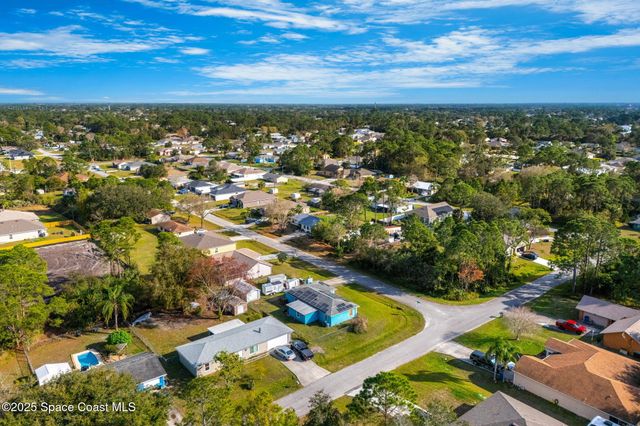 307 Sherman Street SE, Palm Bay, FL 32909