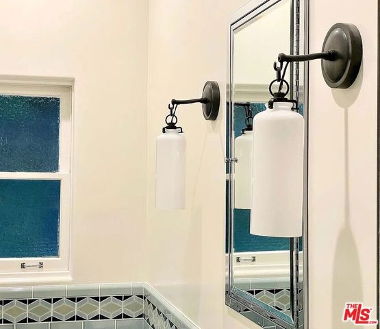 1330 N Harper Avenue 108, West Hollywood, CA 90046