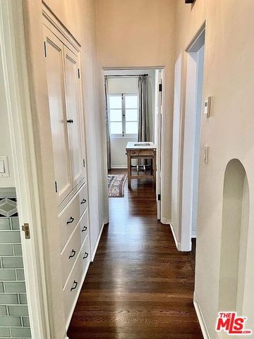 1330 N Harper Avenue 108, West Hollywood, CA 90046