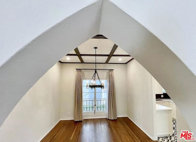 1330 N Harper Avenue 108, West Hollywood, CA 90046
