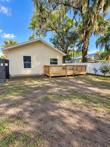 320 S COURTLAND AVENUE, Bartow, FL 33830