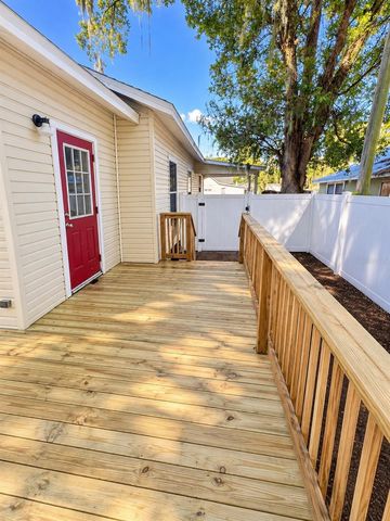320 S COURTLAND AVENUE, Bartow, FL 33830