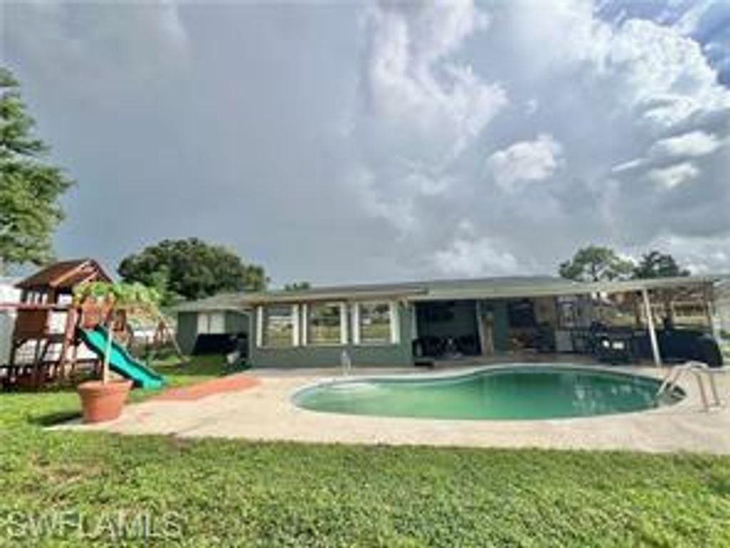 1543 Medford PL, LEHIGH ACRES, FL 33936 — photo 2