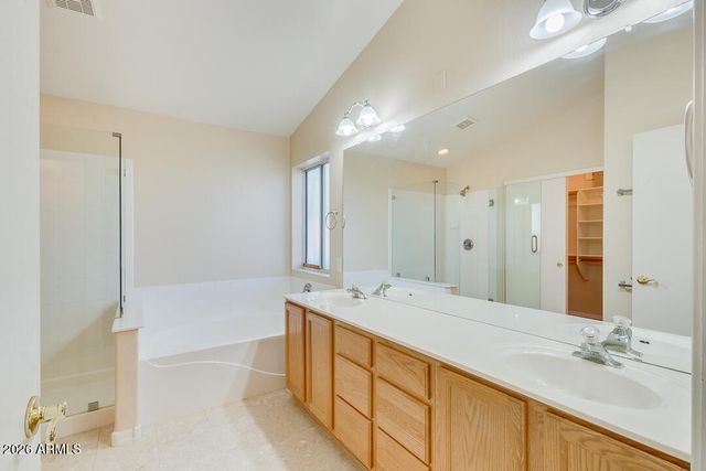 750 E BAYLOR Lane, Chandler, AZ 85225