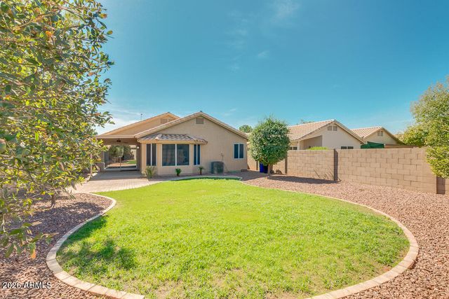 750 E BAYLOR Lane, Chandler, AZ 85225