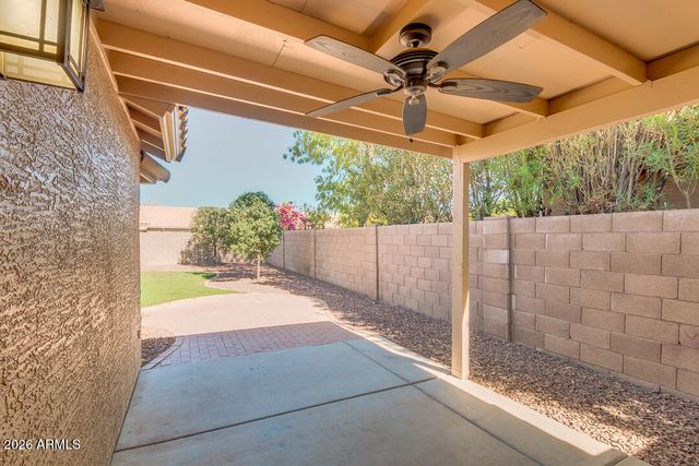 750 E BAYLOR Lane, Chandler, AZ 85225