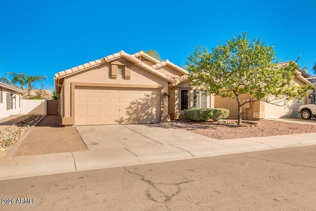 750 E BAYLOR Lane, Chandler, AZ 85225