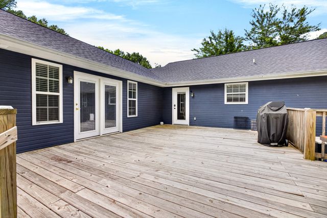 166 Woodstream Place NE, Cleveland, TN 37312