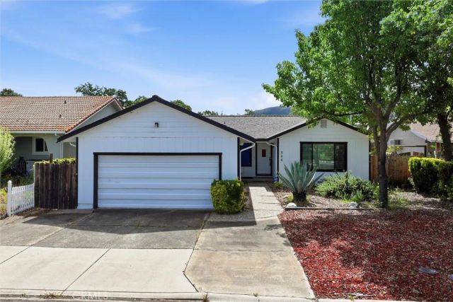 564 Keys, Clearlake Oaks, CA 95423