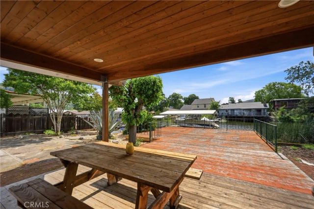 564 Keys, Clearlake Oaks, CA 95423