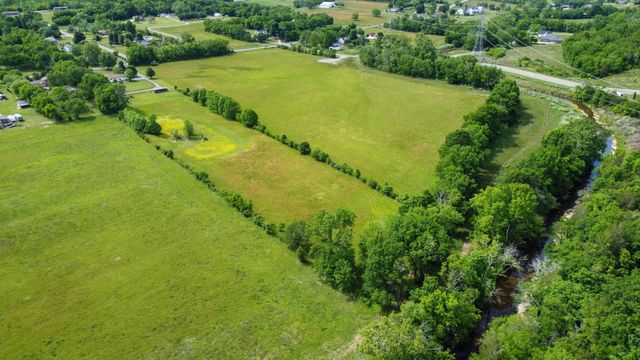 170 Upper Station Camp Crk Rd, Gallatin, TN 37066