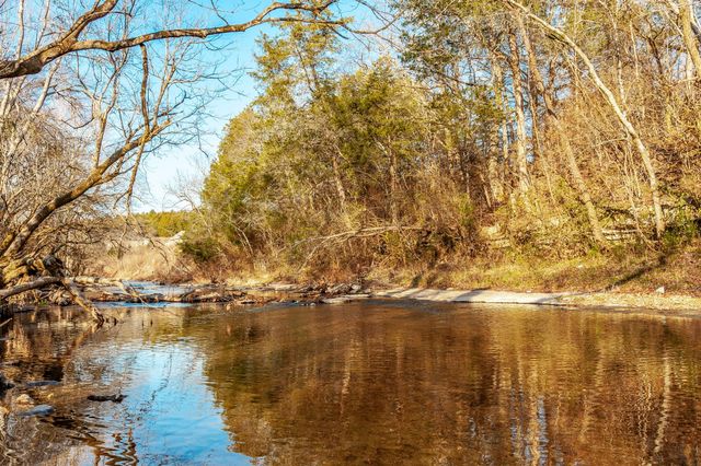 170 Upper Station Camp Crk Rd, Gallatin, TN 37066