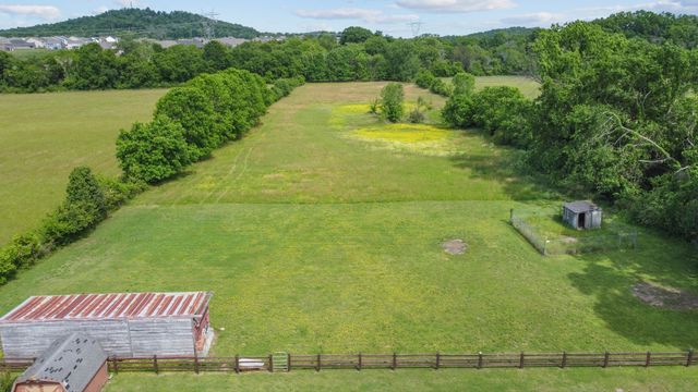 170 Upper Station Camp Crk Rd, Gallatin, TN 37066